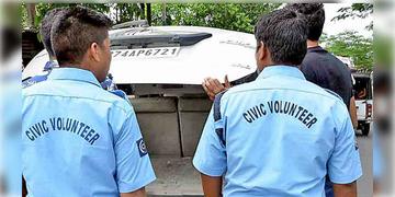 Read more about - Civic Volunteer | আর জি কর কাণ্ডের জের! কর্মরত সিভিক ভলান্টিয়ারদের ক্রিমিনাল রেকর্ড আছে কিনা দেখা হবে খতিয়ে