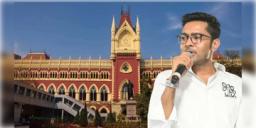 Read more about - Abhishek Banerjee | হাইকোর্টে ধাক্কা অভিষেক বন্দ্যোপাধ্যায়ের, কণ্ঠস্বরের নমুনা দেওয়ার পক্ষেই সওয়াল আদালতের!