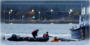 Read more about - NewYork Helicopter Crash | নিউ ইয়র্কে ভয়াবহ দুর্ঘটনা, হাডসন ভেঙে পড়লো হেলিকপ্টার! পাইলটসহ মৃত ৬