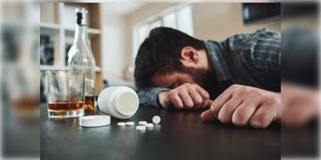 Read more about - Indian Economy | মদ ও ওষুধের পেছনেই সবচেয়ে বেশি ব্যয় করে থাকেন ভারতীয়রা! বেড়েছে খরচের পরিমাণও!