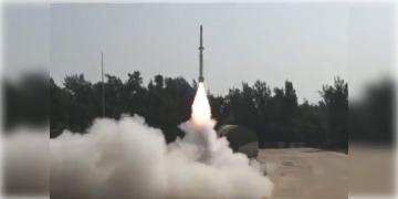 Read more about - আকাশেই ধ্বংস হবে শত্রুর ক্ষেপণাস্ত্র! প্রতিরোধী ব্যবস্থার সফল পরীক্ষা ডিআরডিওর