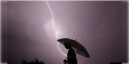Read more about - Death from Lightning | বজ্রপাতের কারণে ভারতে প্রাণ হারিয়েছেন ৮৭ শতাংশ! প্রতি বছর বজ্রপাতে মৃত্যুর সংখ্যা বেড়েছে প্রায় ১,৯০০ করে