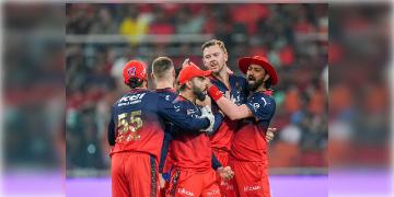 Read more about - RCB vs PKBS | সল্টের ঝোড়ো ব্যাটিংয়ে পাঞ্জাবকে উড়িয়ে চতুর্থবার আইপিএলের ফাইনালে কোহলিরা