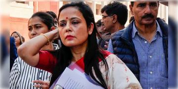 Read more about - Mahua Moitra | 'ঘুষ' কাণ্ডে নজরে মহুয়া মিত্র, সিবিআইকে সাংসদের বিরুদ্ধে চার্জশিট জমার নির্দেশ লোকপালের