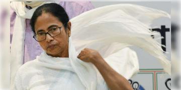 Read more about - পার্থ-কাণ্ডের জেরে মন্ত্রিসভা ভেঙে নতুন করে সাজাচ্ছে মুখ্যমন্ত্রী মমতা ব্যানার্জী, দাবি তৃণমূলের অন্দরে