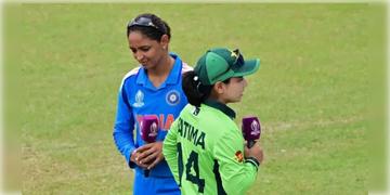 Read more about - Asia Cup match | ভারত-পাক ম্যাচে ফের হ্যান্ডশেক বিতর্ক! এশিয়া কাপে হাত মেলালেন না হরমনপ্রীত-ফতিমা