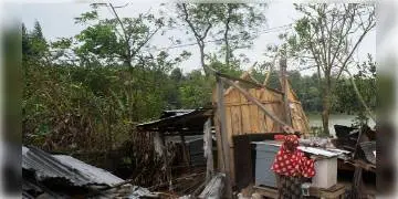 Read more about - এক বিপর্যয় মোকাবিলার খাতে পাওয়া টাকা অন্য বিপর্যয়ের ক্ষত সারাতে খরচ করতে হয়েছে পড়ুয়াদের