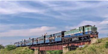 Read more about - Shakuntala Railways | স্বাধীনতার বহু বছর পরেও আজও দেশের এই একমাত্র রেলপথ ব্রিটিশদের দখলে! জানুন শকুন্তলা রেলওয়ে ট্র্যাক সম্পর্কে!