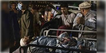 Read more about - কাবুল বিমানবন্দরে ফের রয়েছে হামলার আশঙ্কা, ফের বাইডেন সরকার দিলেন প্রত্যাঘাতের হুঁশিয়ারি