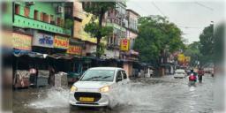 Read more about - Weather Update | আগামী ২৪ ঘণ্টায় বজ্রবিদ্যুৎ সহ তুমুল বৃষ্টিতে ভিজতে পারে কলকাতা ও সংলগ্ন এলাকা! তুমুল বৃষ্টির পূর্বাভাস উত্তরবঙ্গের!