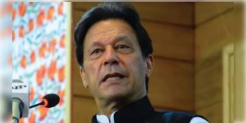 Read more about - ইমরান খান বিক্রি করে দিচ্ছেন বিদেশি রাষ্ট্রনেতাদের দেওয়া উপহার! এরূপ অভিযোগ তুলেছেন বিরোধীরা