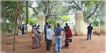 Read more about - Viswa Bharati | বিশ্বভারতীতে প্রবেশ করতে পারবেন পর্যটকরা! স্থায়ী উপাচার্য পেতেই পর্যটকদের জন্য খুলে গেলো দরজা!