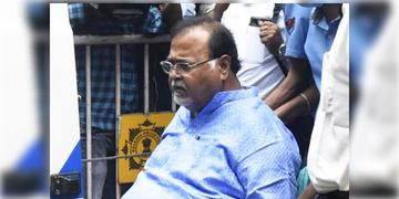 Read more about - Partha Chatterjee shifted to ICCU | গুরুতর অসুস্থ অবস্থায় এসএসকেএমের আইসিসিইউতে ভর্তি পার্থ চট্টোপাধ্যায়