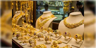 Read more about - Gold Price Today | ফের দর বাড়ালো হলুদ ধাতু, বিয়ের মরশুমে কপালে ভাঁজ মধ্যবিত্তের