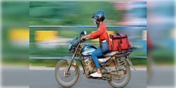 Read more about - লকডাউন জারি করা হয়েছে রাজ্যে, কড়া বিধিনিষেধ আরোপ হলেও ছাড় রয়েছে ই-কমার্স পরিষেবায়