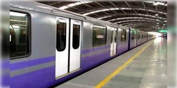 Read more about - বাড়লো মেট্রোর সংখ্যা, রবিবার থেকে ই-পাস ছাড়াই থাকছে যাতায়াতের ব্যবস্থা।  