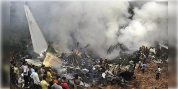 Read more about - Russian Plane Crash | ভেঙে পড়লো 'উধাও' হওয়া যাত্রীবাহী রাশিয়ার বিমান! ৫০ জনেরই  মৃত্যুর আশঙ্কা!