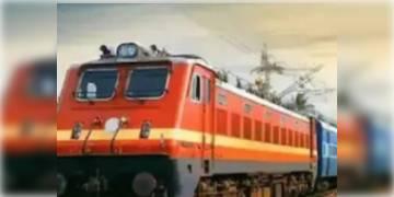 Read more about - রাখিপূর্ণিমার দিন কৃষক আন্দোলনের জেরে ৩০টির ও বেশি ট্রেন বাতিল করল ভারতীয় রেল