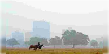 Read more about - সাগরে ঘূর্ণাবর্তের জেরে বৃদ্ধি পেল কলকাতার তাপমাত্রা! একনজরে দেখে নিন বাংলার জেলাগুলির আবহাওয়া