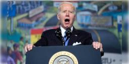 Read more about - তেল উৎপাদন কমানোর সিদ্ধান্তে ক্ষুব্ধ আমেরিকা, সৌদির সঙ্গে সম্পর্ক পুনর্মূল্যায়নের পরিকল্পনা বাইডেনের