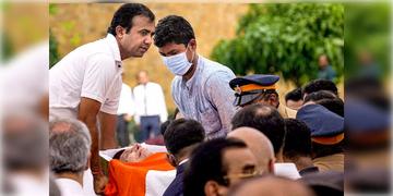 Read more about - Ratan Tata | আজ বিকেলে পূর্ণ রাষ্ট্রীয় মর্যাদায় শেষকৃত্য  রতন টাটার, শোকদিবস ঘোষণা মহারাষ্ট্র সরকারের