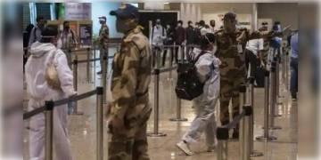 Read more about - করোনাটিকা নেওয়া থাকলেও ব্রিটিশদের ১০ দিনের নিভৃতবাসের নির্দেশ ভারতের