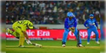 Read more about - গ্লেন ম্যাক্সওয়েল পা ভেঙে মাঠের বাইরে, ভারত সফর নিয়ে চিন্তা বাড়ল অস্ট্রেলিয়ার