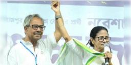 Read more about - Mamata Banerjee-Asish Banerjee | 'মিথ্যা অভিযোগে অভিযুক্ত করা হয়েছে'- রাজনৈতিক সঙ্গীর মৃত্যুতে সোশ্যাল মিডিয়ায় শোক প্রকাশ তৃণমূল সুপ্রিমো মমতার