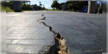 Read more about - ফের ভয়াবহ ভূমিকম্পের কবলে ইন্দোনেশিয়া, সুনামি নিয়ে জারি করা হয়েছে সতর্কতা