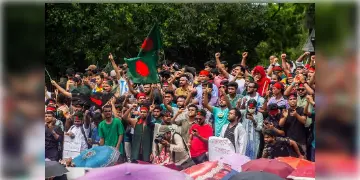 Read more about - Bangladesh Situation Update | আন্দোলনকারীদের সমর্থন জানিয়ে জাতির উদ্দেশে ভাষণ দেবে বাংলাদেশের প্রাক্তন সেনা প্রধান