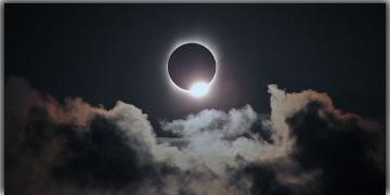 Read more about - Solar Eclipse 2024 | ৫০ বছর পর বিরল সূর্যগ্রহণ! ২০২৪ এর প্রথম গ্রহণ নিয়ে সতর্কতা জারি বিশ্বের অধিকাংশে!