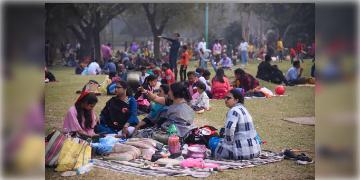 Read more about - Forest Department | জঙ্গলে পিকনিকের ওপর নিষেধাজ্ঞা বন দপ্তরের, ফরেস্ট রক্ষায় ক্যাম্প করবে পুলিশ