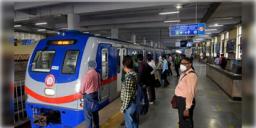 Read more about - Kolkata Metro | ইদের দিন শহরে কম চলবে মেট্রো, জানুন কোন রুটে কেমন থাকবে পরিষেবা?
