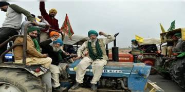 Read more about - দিল্লির রাজপথে কৃষকদের ট্র্যাক্টর মিছিল, কেন্দ্রের সঙ্গে অষ্টম দফার বৈঠকে বসছেন কৃষকরা