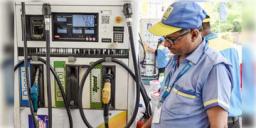 Read more about - Petrol-Diesel Price | বাড়লো না কমলো? জেনে নিন শুক্রবারের বাজারে পেট্রোল-ডিজেলের দাম