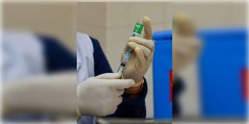 Read more about - সাংবাদিকরাও কোভিড-যোদ্ধা, টিকাকরণে অগ্রাধিকার চেয়ে কেন্দ্রের কাছে আর্জি জানালো ওড়িশা সরকার