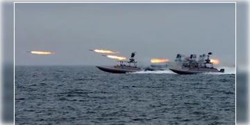 Read more about - Iran-US | ওমান সাগরে মার্কিন সামরিক জাহাজে হামলা চালালো ইরান, নতুন করে বাড়ছে দুই দেশের মধ্যে উত্তেজনা!