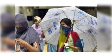 Read more about - পৌষের শেষে গ্রীষ্মে ঘরে ঘরে বাড়ছে অসুখ, সাবধানবাণী চিকিৎসকদের        