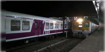 Read more about - Howrah-Amta Train | বাড়ি ফেরার পথে ভোগান্তি! দক্ষিণ–পূর্ব রেলের হাওড়া–আমতা শাখায় বন্ধ ট্রেন চলাচল