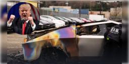 Read more about - Tesla-Trump | টেসলার ওপর হামলা বরদাস্ত করবে না মার্কিন প্রশাসন! 'বন্ধু' ইলনের পাশে দাঁড়িয়ে সাফ হুঁশিয়ারি ট্রাম্পের!