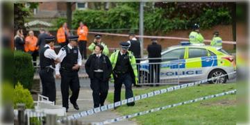 Read more about - London | লন্ডনে শিখ ধর্মাবলম্বী যুবককে কুপিয়ে খুন! অভিযুক্ত ৩ মহিলা-সহ ৫!