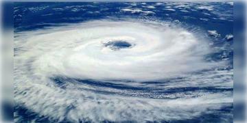 Read more about - তিনটি নিম্নচাপ বাসা বাঁধছে সাগরে, পুজোয় ঘূর্ণিঝড় হয়ে বাংলায় ধেয়ে আসার আশঙ্কা রয়েছে