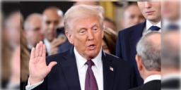 Read more about - Donald Trump | 'প্রেসিডেন্ট ট্রাম্পের ডিমেনশিয়া হয়েছে, অসুখ লুকোচ্ছেন তিনি!' মত অধিকাংশ মার্কিনির