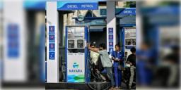 Read more about - Petrol Prices | পুজোর আগেই বাড়লো পেট্রল-ডিজেলের দাম, কপালে হাত গাড়িচালকদের
