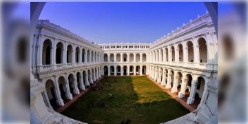 Read more about - Kolkata’s Top Places To Visit With Kids:   শহরের মধ্যেই খুদেকে নিয়ে আসুন ঘুরে