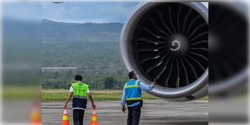 Read more about - Milan | টেকঅফের ঠিক আগে এক ব্যক্তিকে শুষে নিলো বিমানের ইঞ্জিন! মর্মান্তিক দুর্ঘটনা মিলানে!