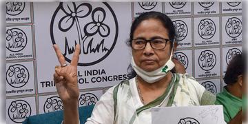 Read more about - Bypoll-TMC | নতুন মুখে ভরসা মমতার, নন্দীগ্রাম ও রেজিনগরে উপনির্বাচনের প্রার্থী ঘোষণা কালীঘাট তৃণমূলের!