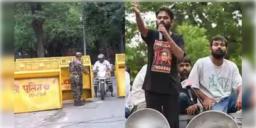Read more about - CJP Protest | জ্ঞানেশ কুমারের ইস্তফার দাবিতে দেশজুড়ে বিক্ষোভ, কড়া নিরাপত্তায় দিল্লি-মুম্বই!