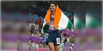 Read more about - Gulveer Singh | এশিয়ান অ্যাথলেটিক্স চ্যাম্পিয়নশিপে সোনালি সাফল্য! ১০ হাজার মিটার রেসে সোনা জয় গুলবীরের!