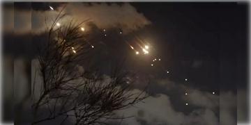 Read more about - Iran-Israel | মধ্যপ্রাচ্যে যুদ্ধের দামামা! ইরানের সেনাঘাঁটি লক্ষ্য করে সরাসরি বোমাবর্ষণ  ইজরায়েলের